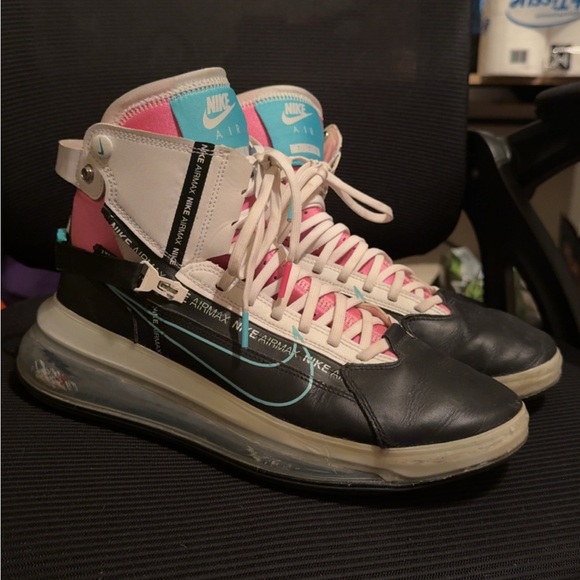 Nike Air Max 720 Satrn 'Miami Vice' Sneakers